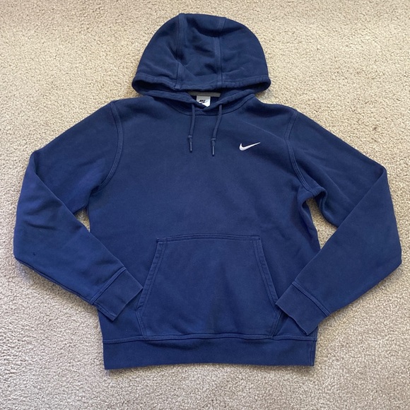Nike Other - Nike Team Club Pullover Hoodie embroidered swoosh size medium men EUC